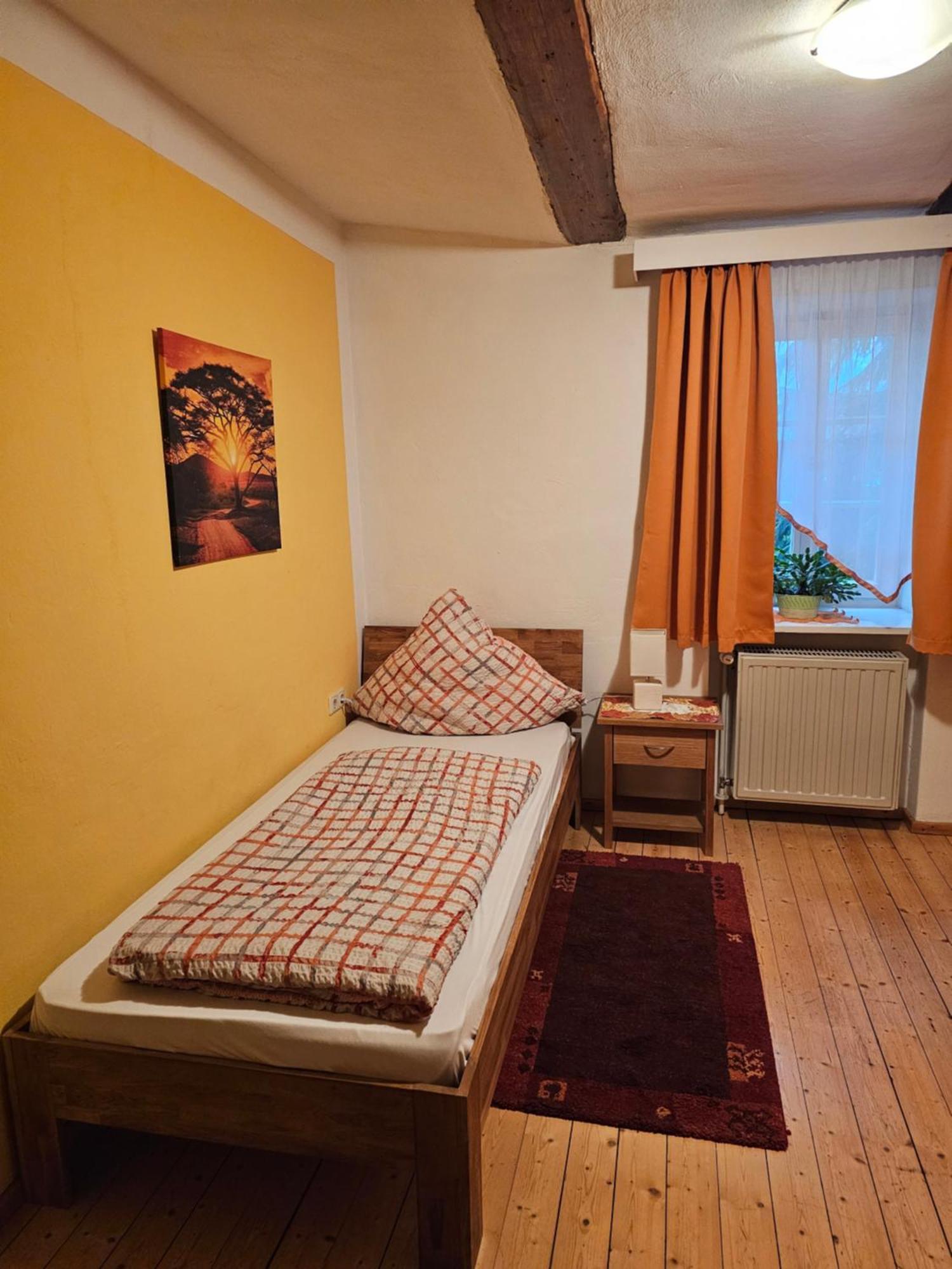 Pension Pastoriushaus Bad Windsheim Extérieur photo